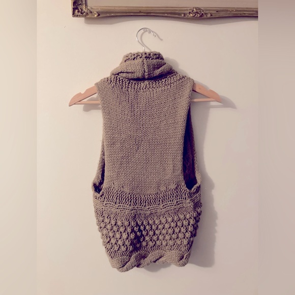 Lady Dutch High Society Vintage Brown Knit Vest Size Medium - Picture 3 of 5